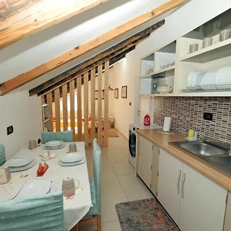 Holiday home The House Of Dreams *